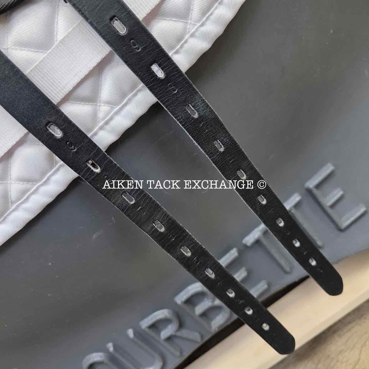 Thorowgood T4 Dressage Saddle, 17.5" Seat, Adjustable Tree - Changeable Gullet, Wool Flocked Panels