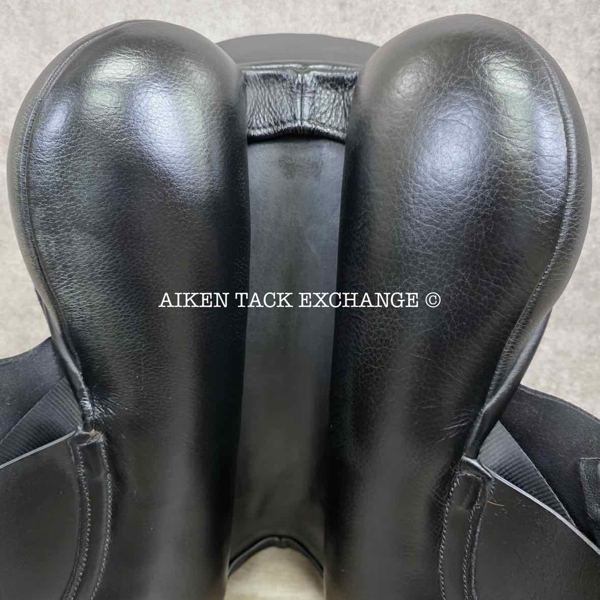 **SOLD** 2020 Custom Saddlery Wolfgang Solo Dressage Saddle, 18" Seat, Adjustable Tree - Set to Wide, Wool Flocked Panels