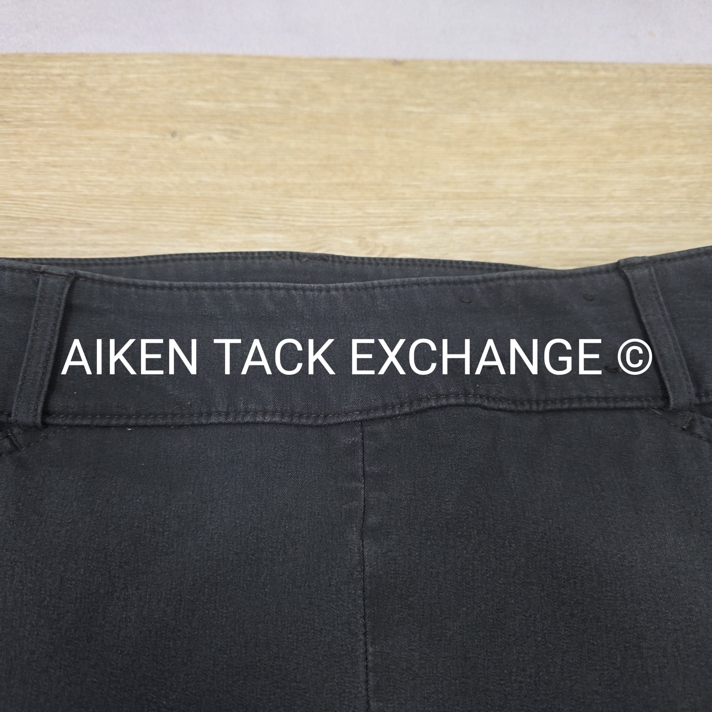 Tailored Sportsman Trophy Hunter Knee Patch Breeches, Size 36