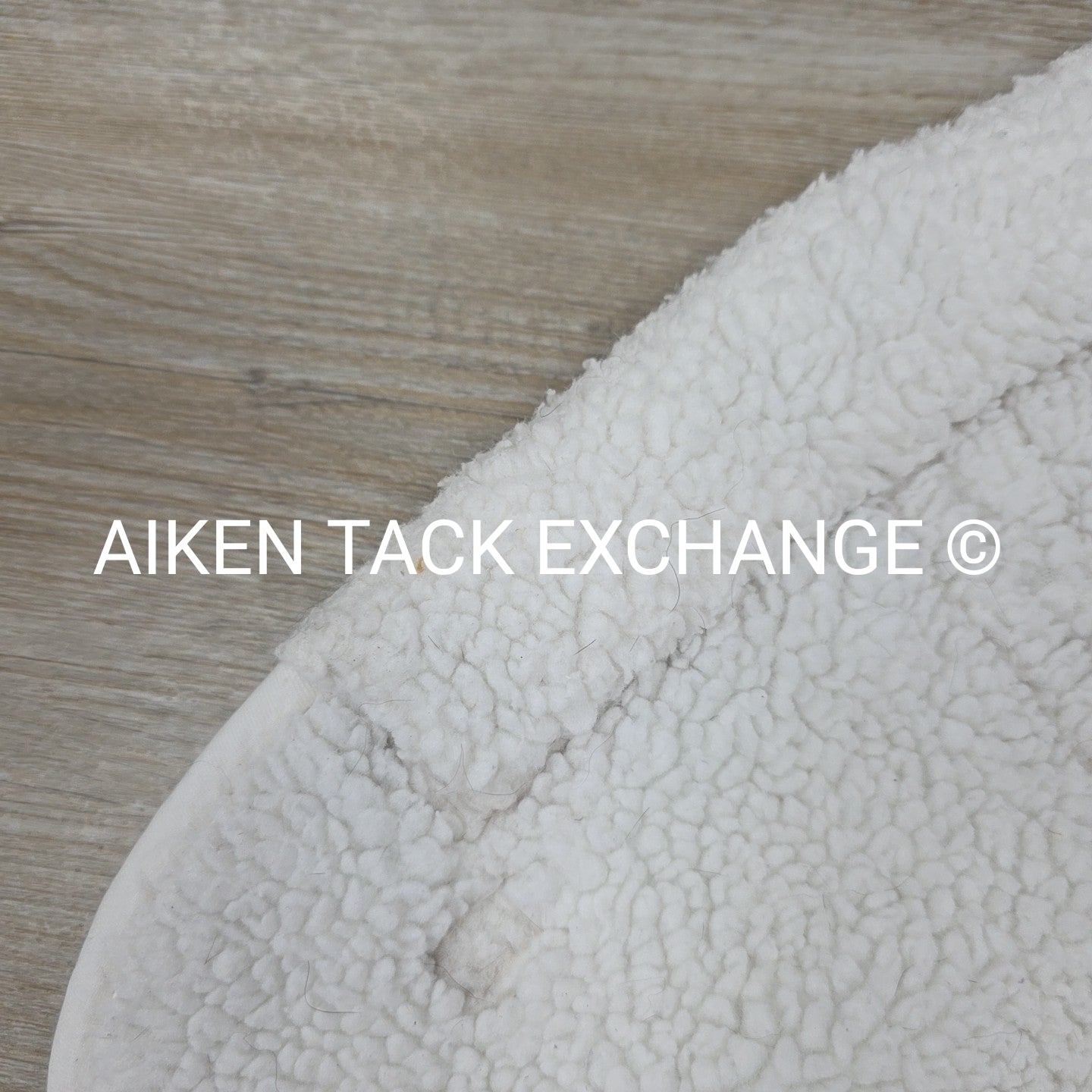 Roma Fleece Half Pad