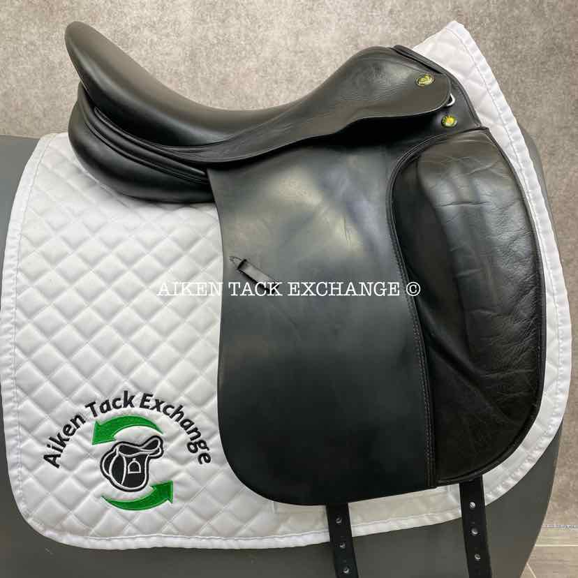 **SOLD** 2000 Prestige Dressage 2000 Saddle, 17.5" Seat, 34 Tree - Medium Wide, Wool Flocked Panels