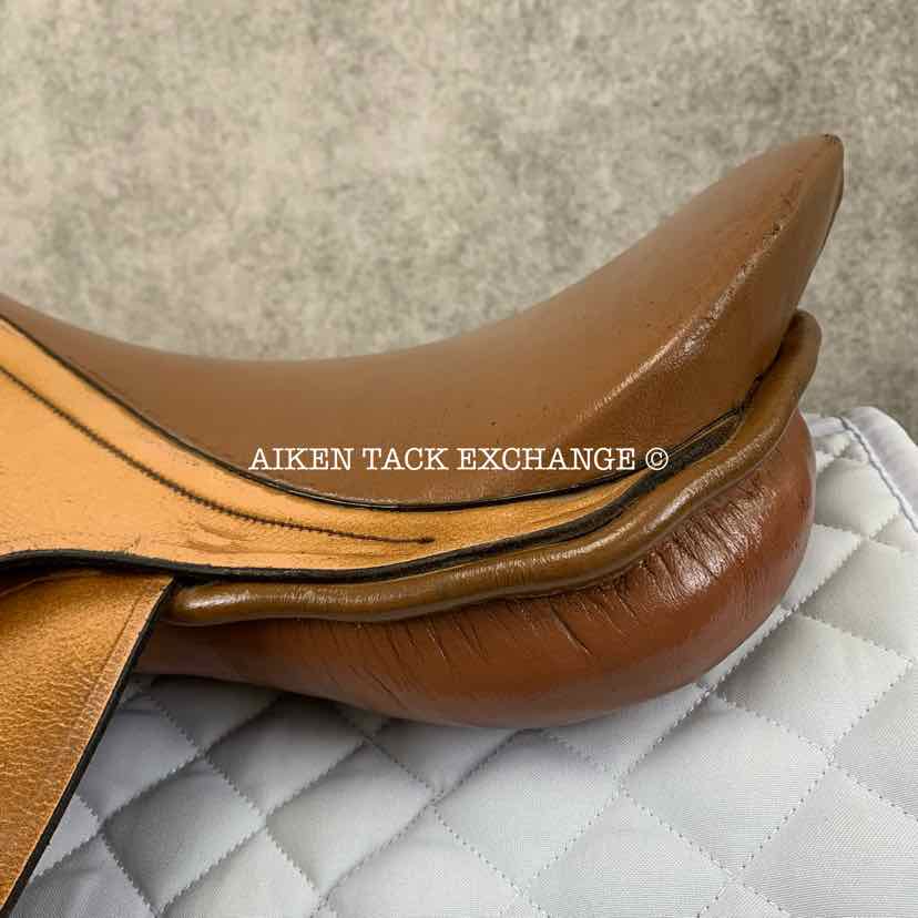 Bordeaux Saddlery Close Contact Jump Saddle, 16" Seat, Medium Tree, Wool Flocked Panels