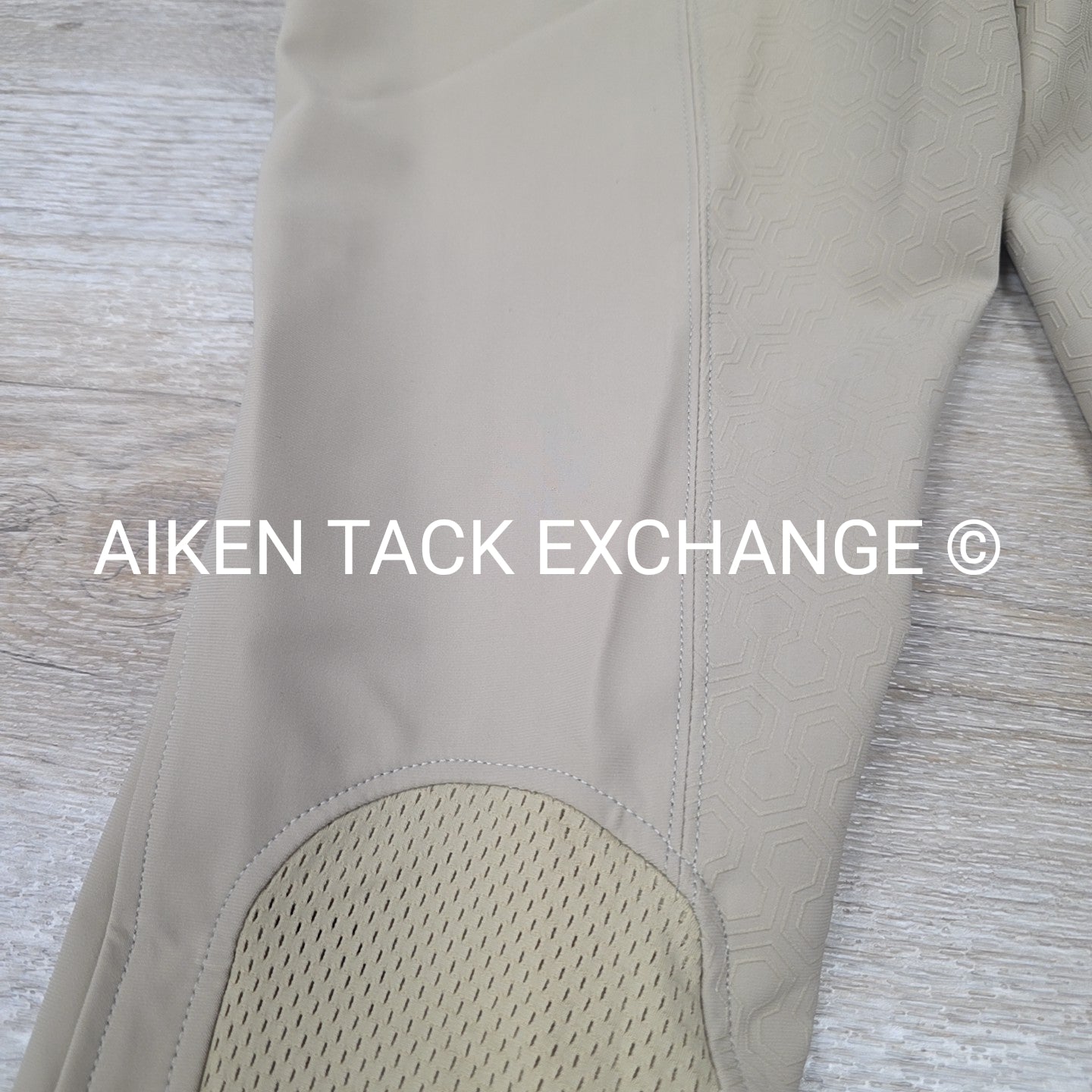 Ariat Tri Factor Silicone Grip Full Seat Breeches, Size 32 R