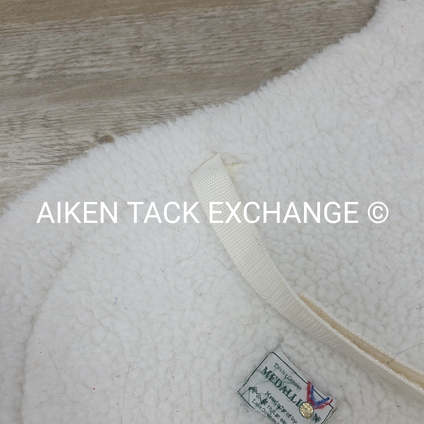 Toklat Medallion Contour Fleece Saddle Pad