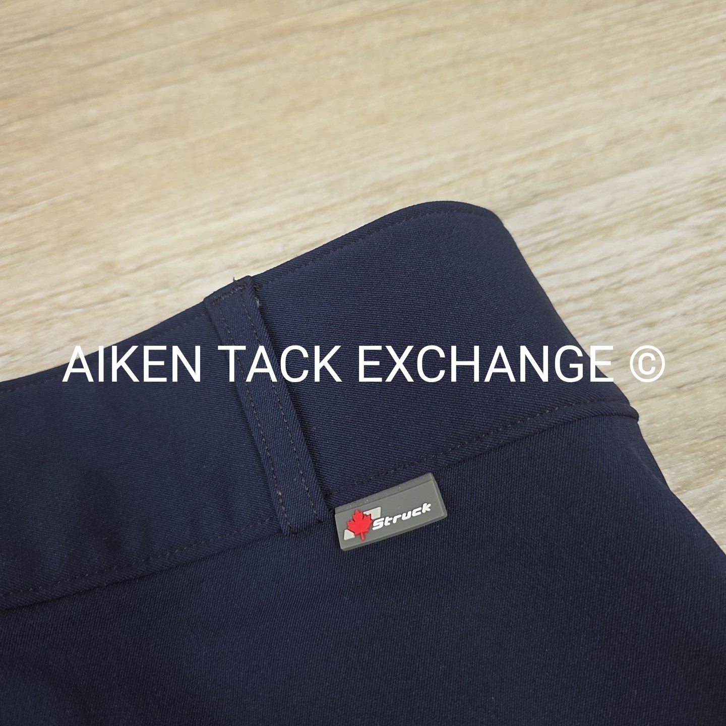 Struck Silicone Grip Knee Patch, Size 24