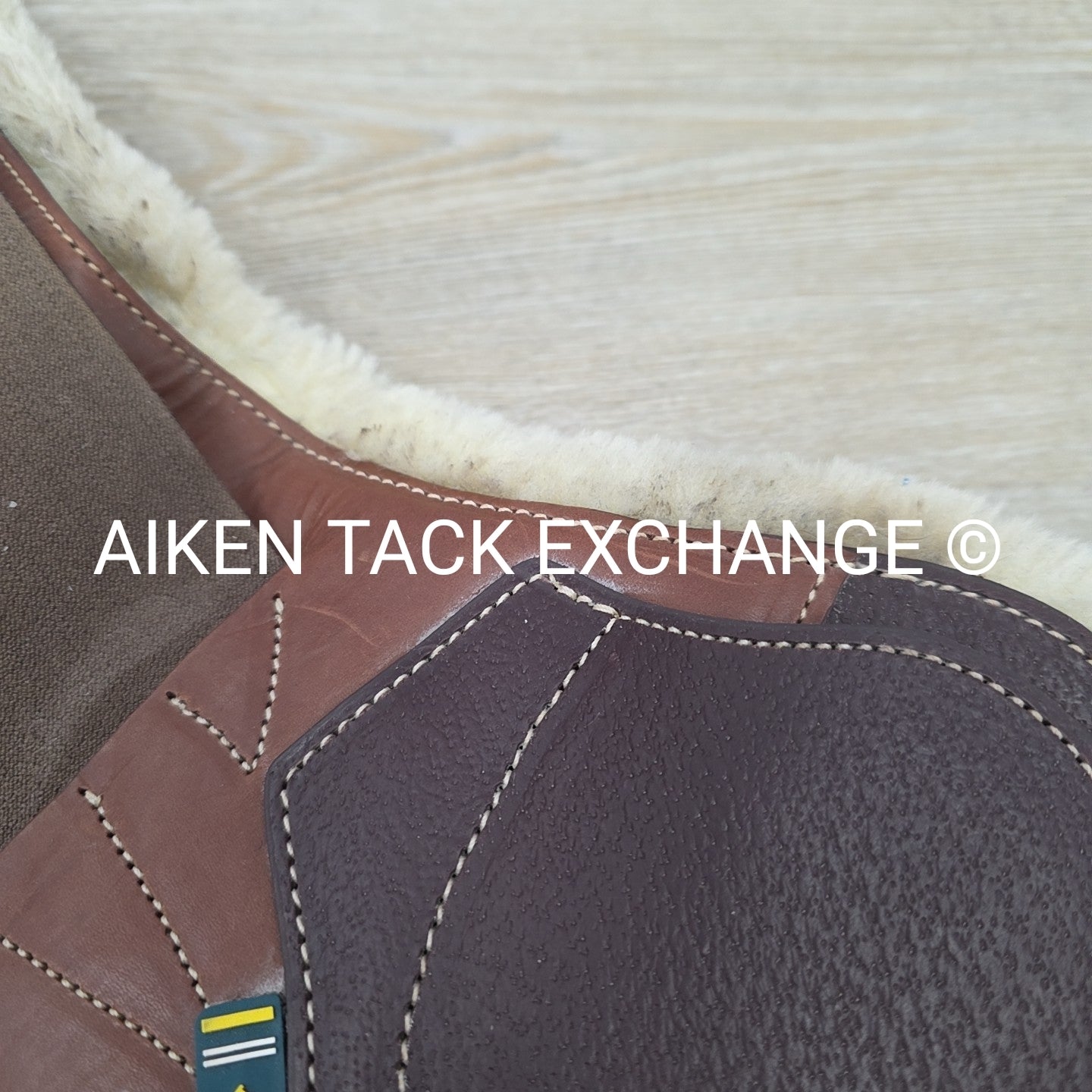 Devoucoux Makila Girth with Artificial Sheepskin Lining, Brown, 28"