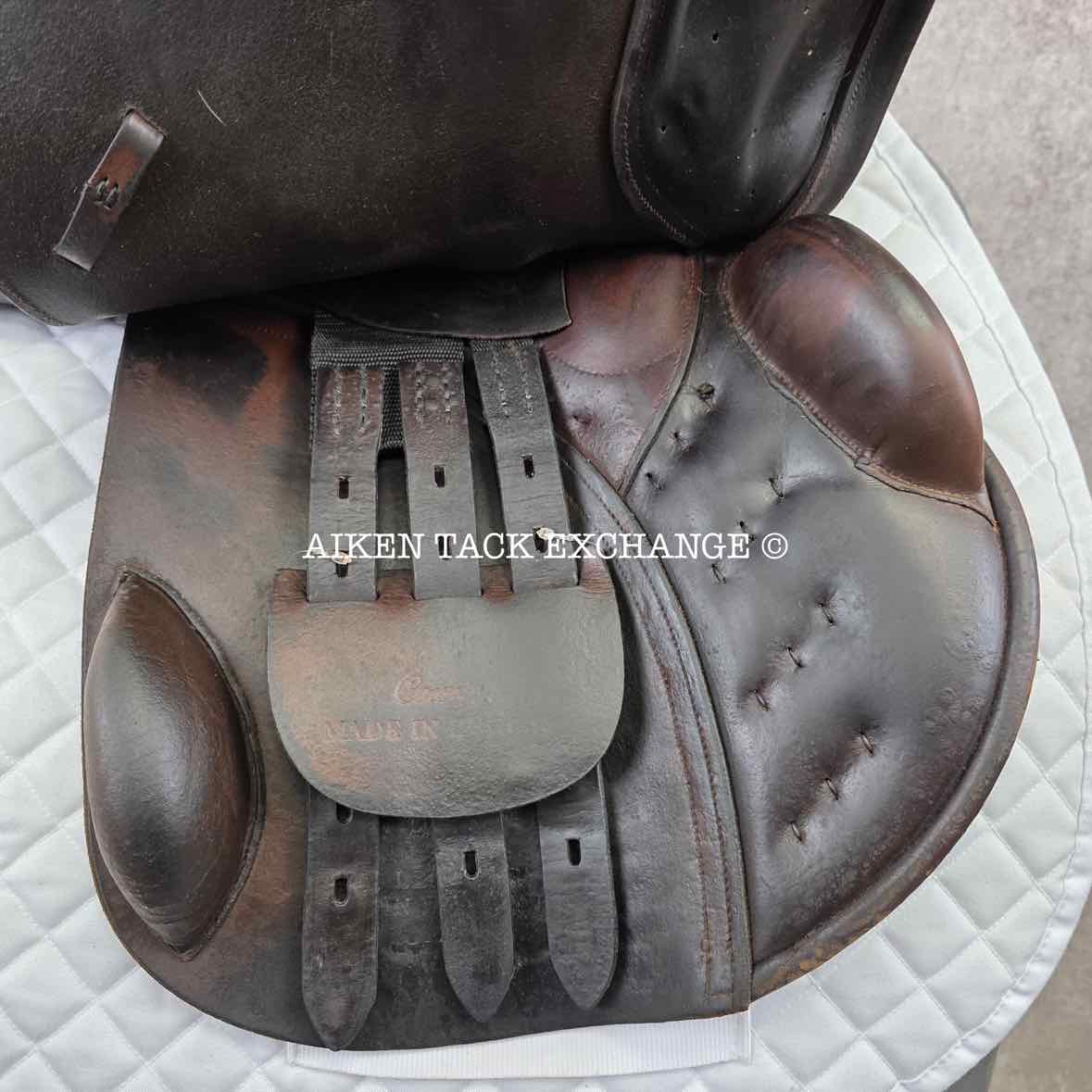2005 County Conquest Jump Saddle, 18" Seat, Medium Tree, Wool Flocked Panels