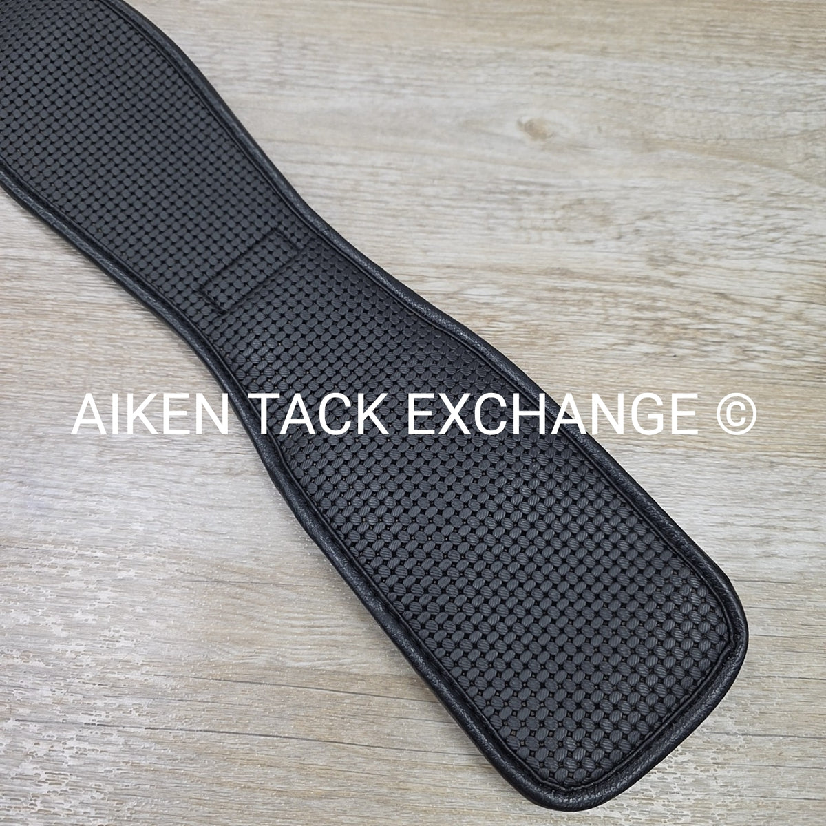 Ovation Airform Chafeless Dressage Girth, Black, 26"