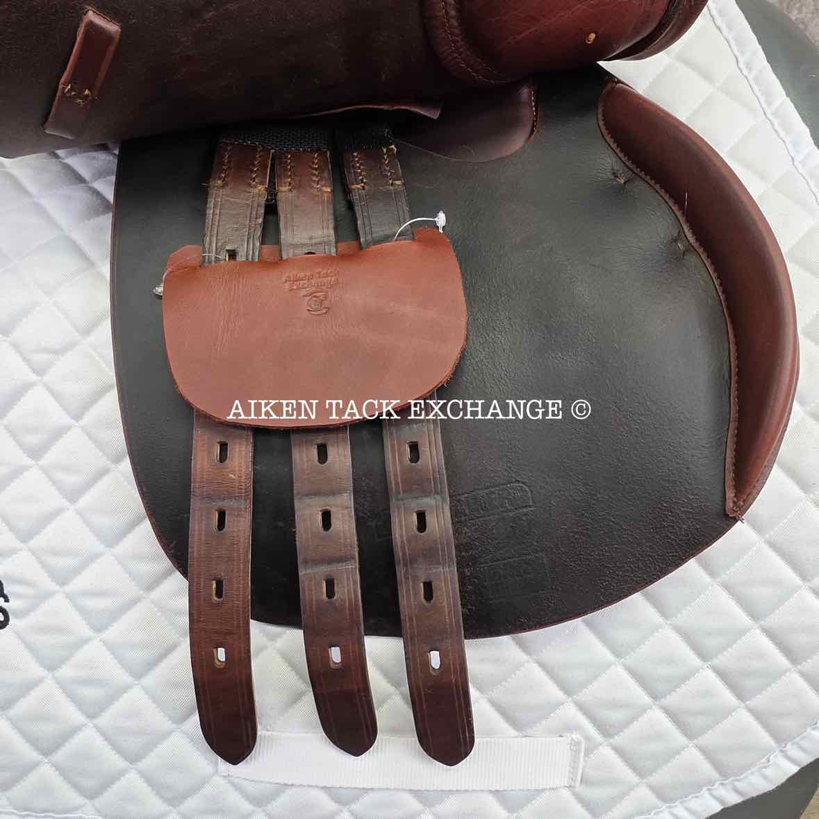 Thornhill Pro-Trainer 24K Platinum Series Close Contact Jump Saddle, 16.5" Seat, Medium Tree, Foam Panels