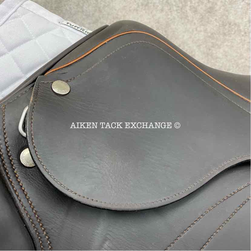 2007 Equipe Expression Close Contact Jump Saddle, 17" Seat, Extra Wide Tree, Foam Panels