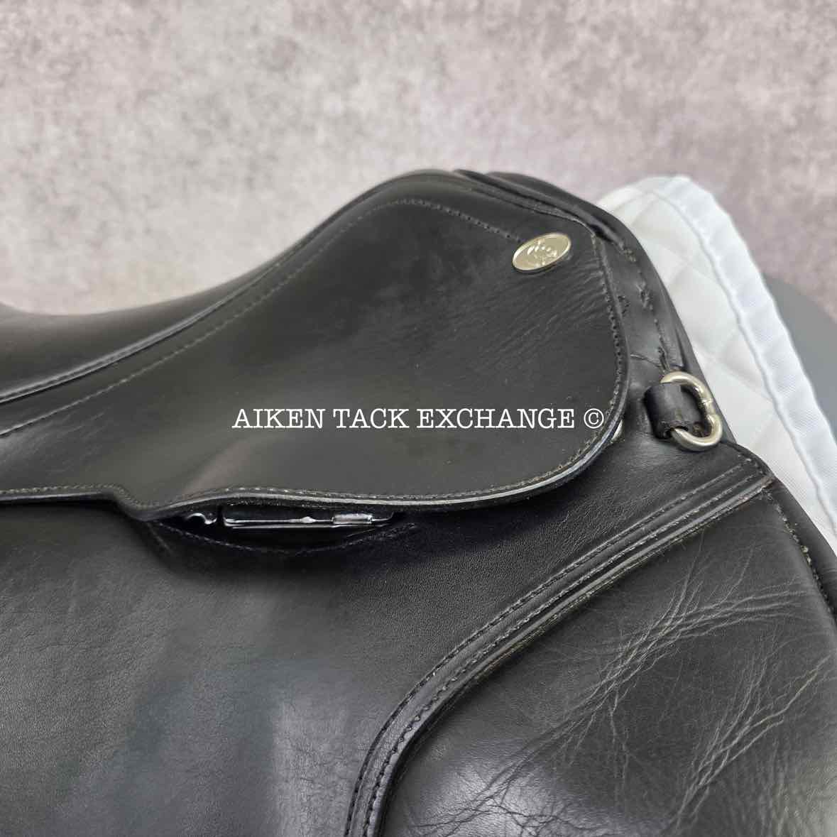2010 Duett Fidelio Dressage Saddle, 18" Seat, XX-Wide Hoop Tree - 38, Wool Flocked Panels