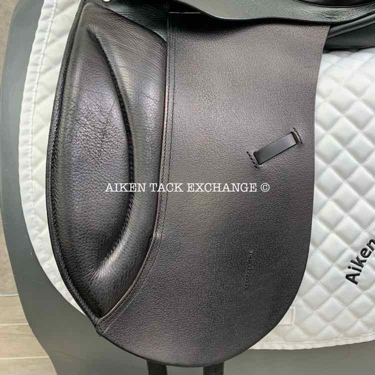 Jorge Canaves by Thornhill Vienna II Dressage Saddle, 18" Seat, 32 Tree - Medium, Wool Flocked Panels