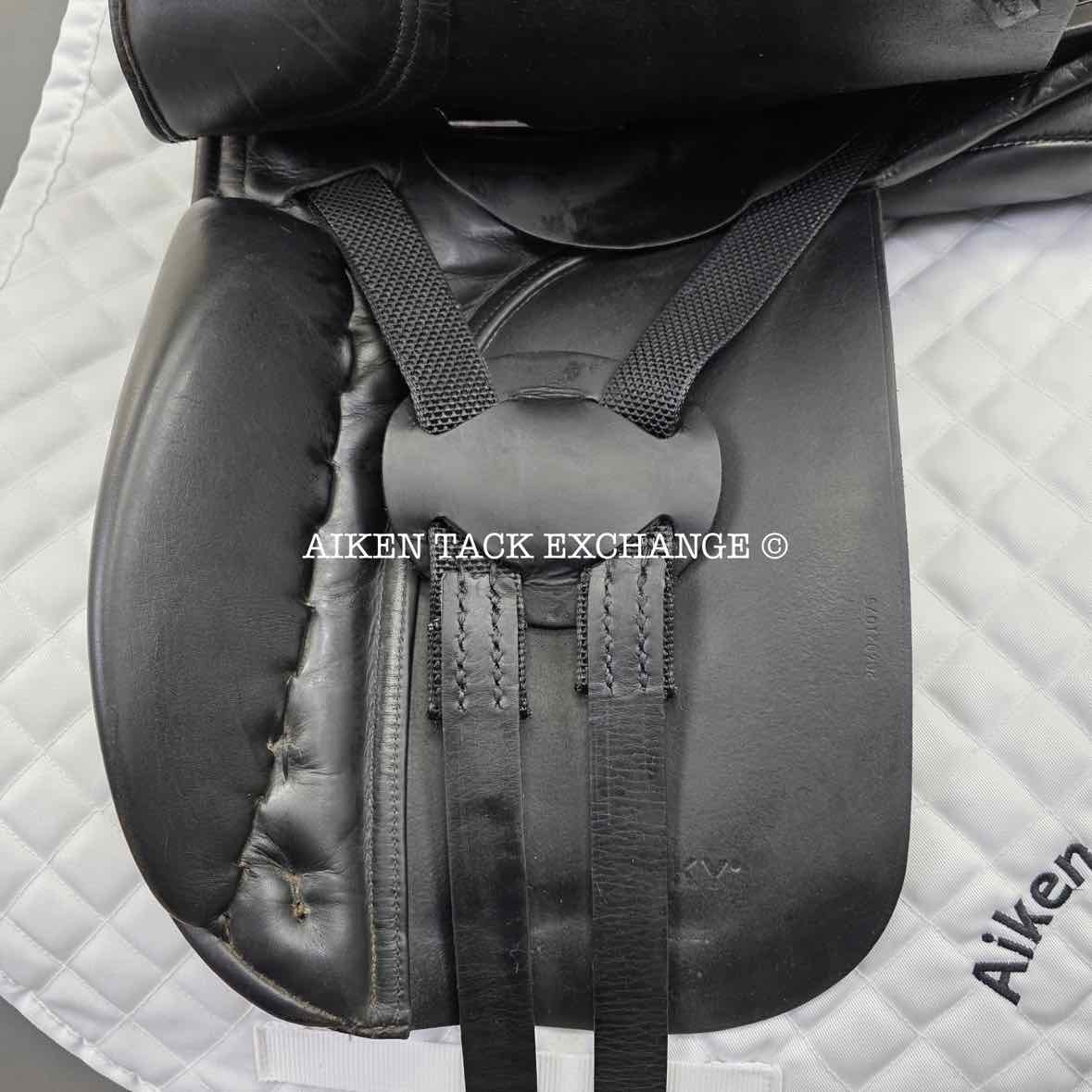 Anky Dressage Saddle, 17" Seat, Medium Wide Tree, Wool Flocked Panels