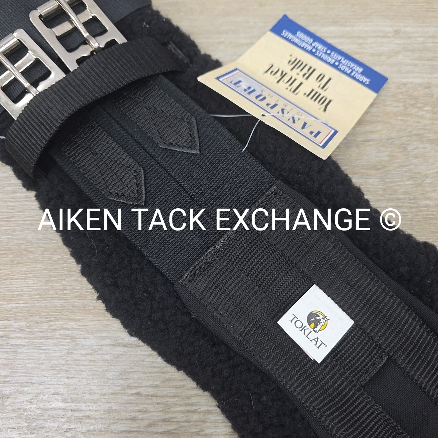 Toklat Contour Synthetic Fleece Dressage Girth, Black, 24"