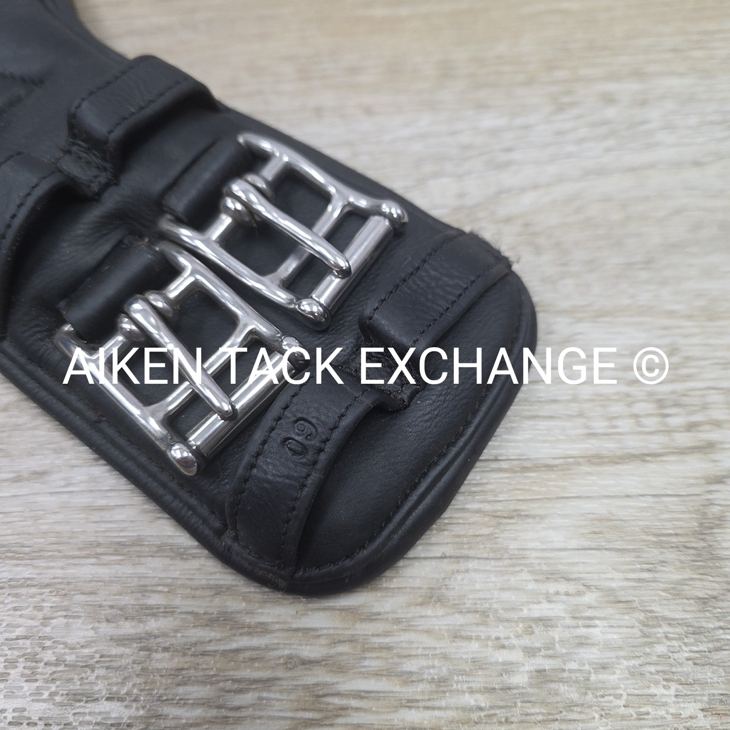 HKM Premium Contour Dressage Girth, Black, 24"