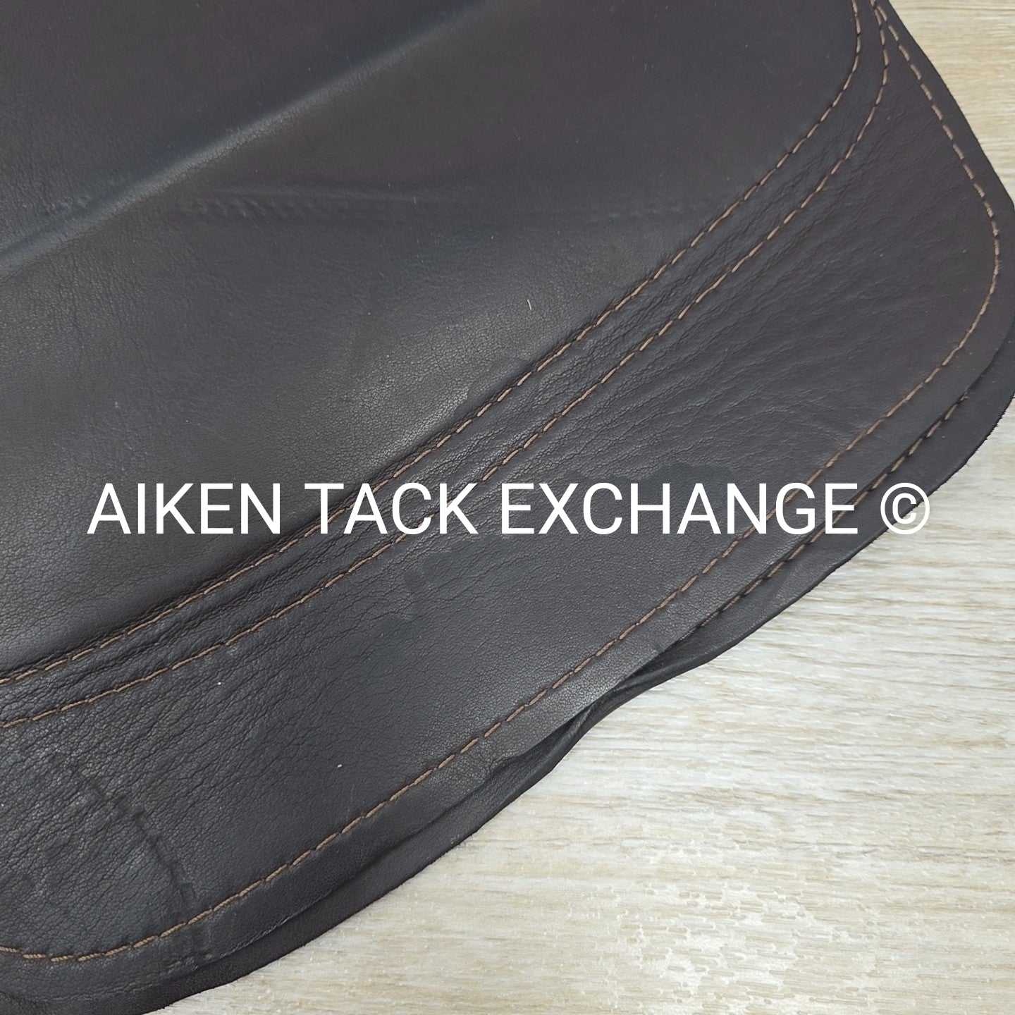 SaddleRight English Glove Leather Half Pad