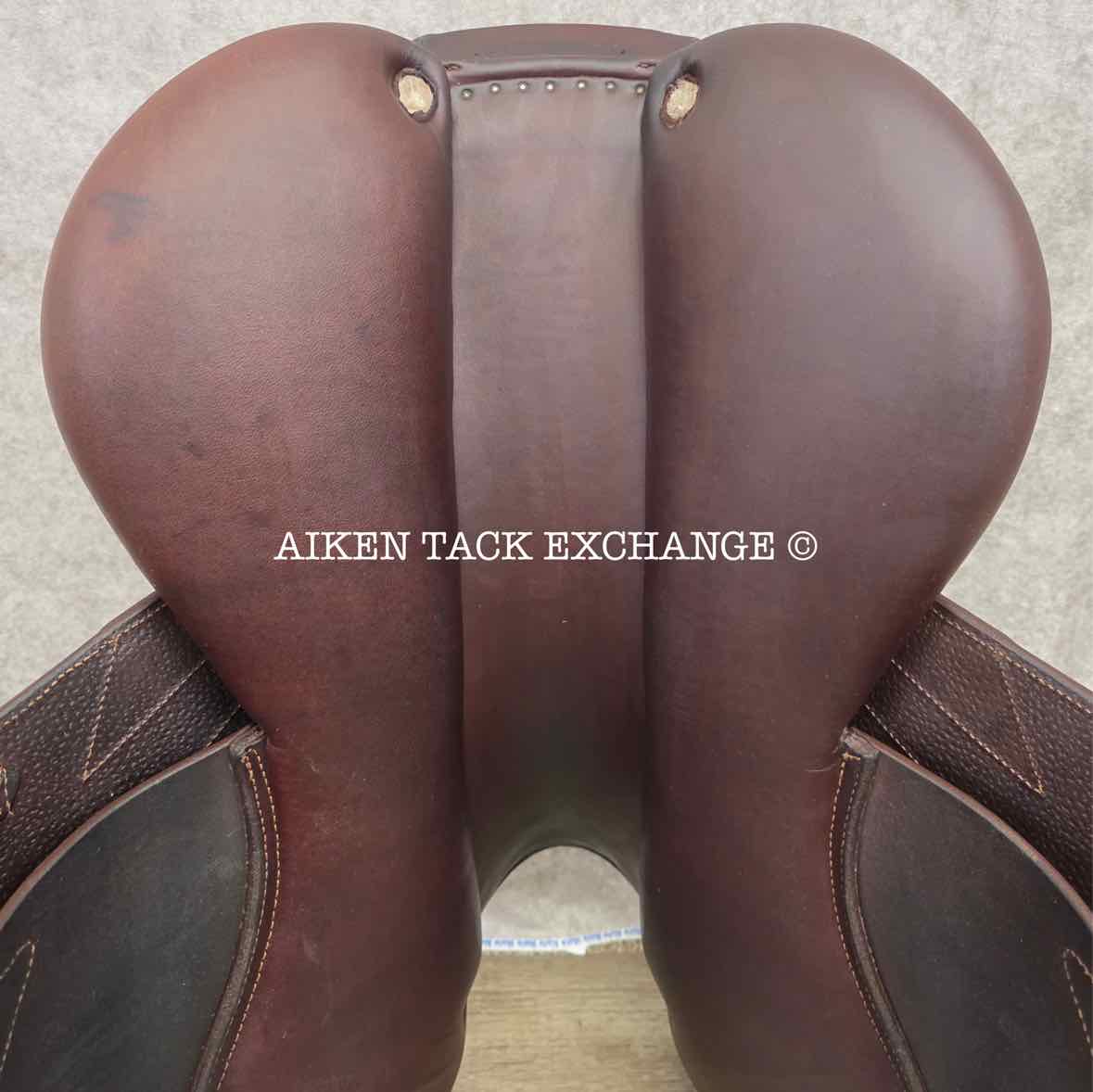 **SOLD** 2015 CWD SE01 Close Contact Jump Saddle, 17" Seat, 1L Flap, Medium Tree, Foam Panels, Full Buffalo Leather