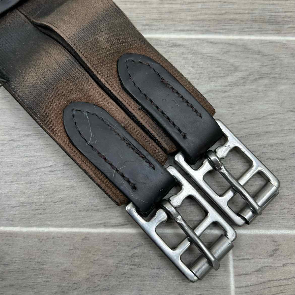 Country Logic Shoulder Relief Anatomic Girth, Brown, 48"