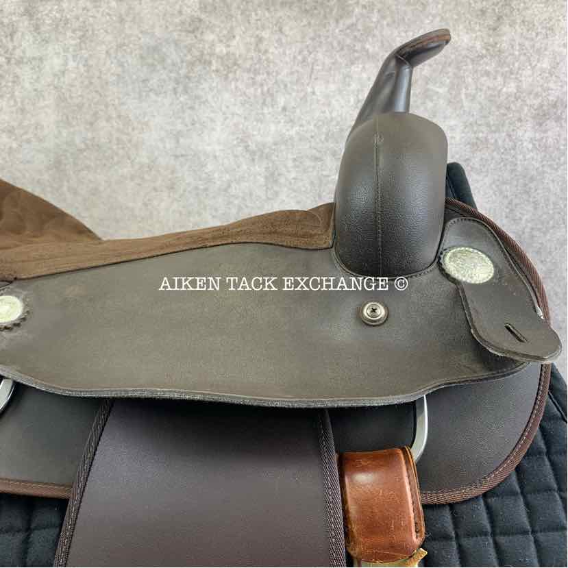Wintec Western Saddle, 17" Seat, Regular Tree - Semi QH Bars