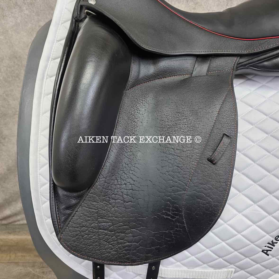 2018 Custom Saddlery Icon Flight Monoflap Dressage Saddle, 17.5" Seat, Adjustable Tree, Wool Flocked Panels