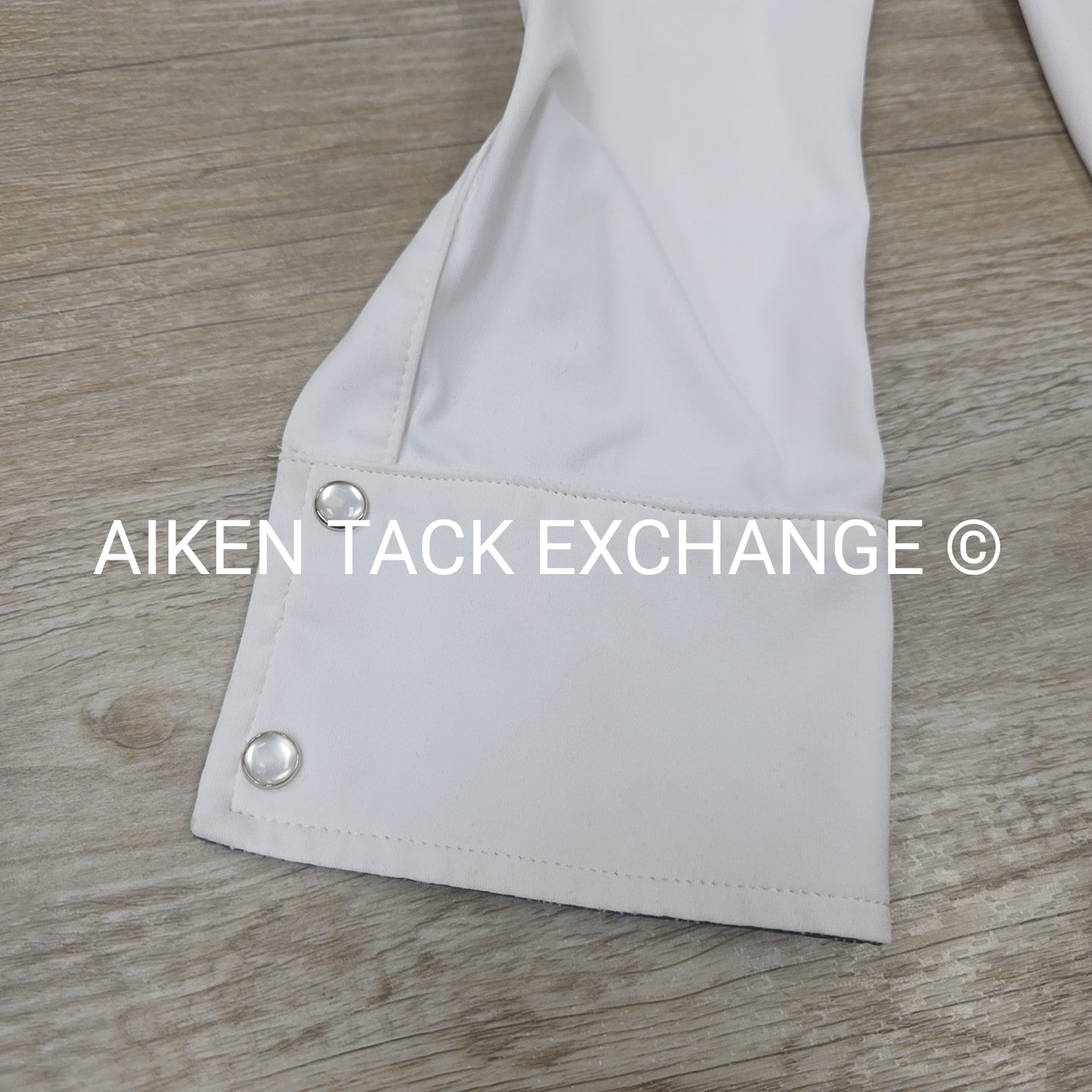 Arista Long Sleeve Show Shirt, Size Medium