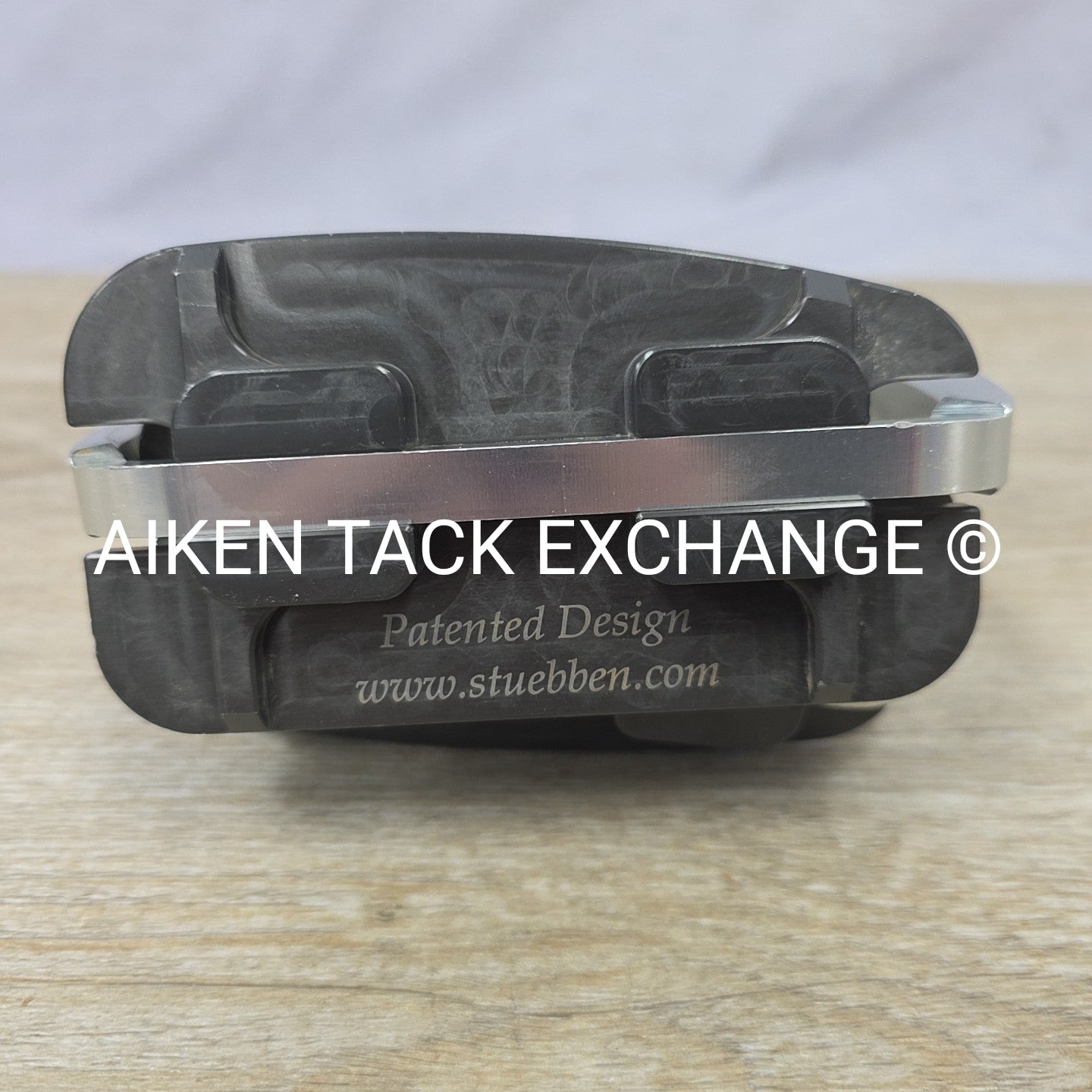 Stubben Maxi Grip Aluminum Stirrup Irons, 4.75"