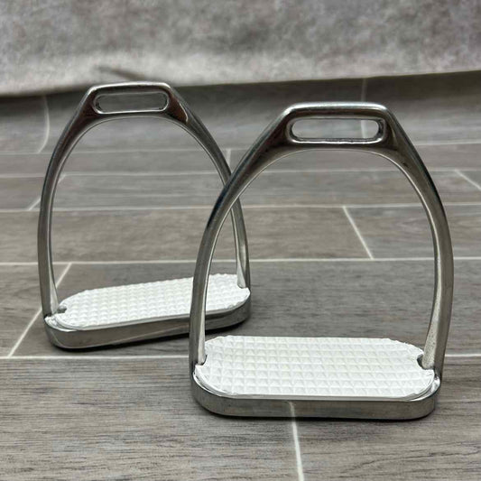 Fillis Stirrup Irons, 4.25"