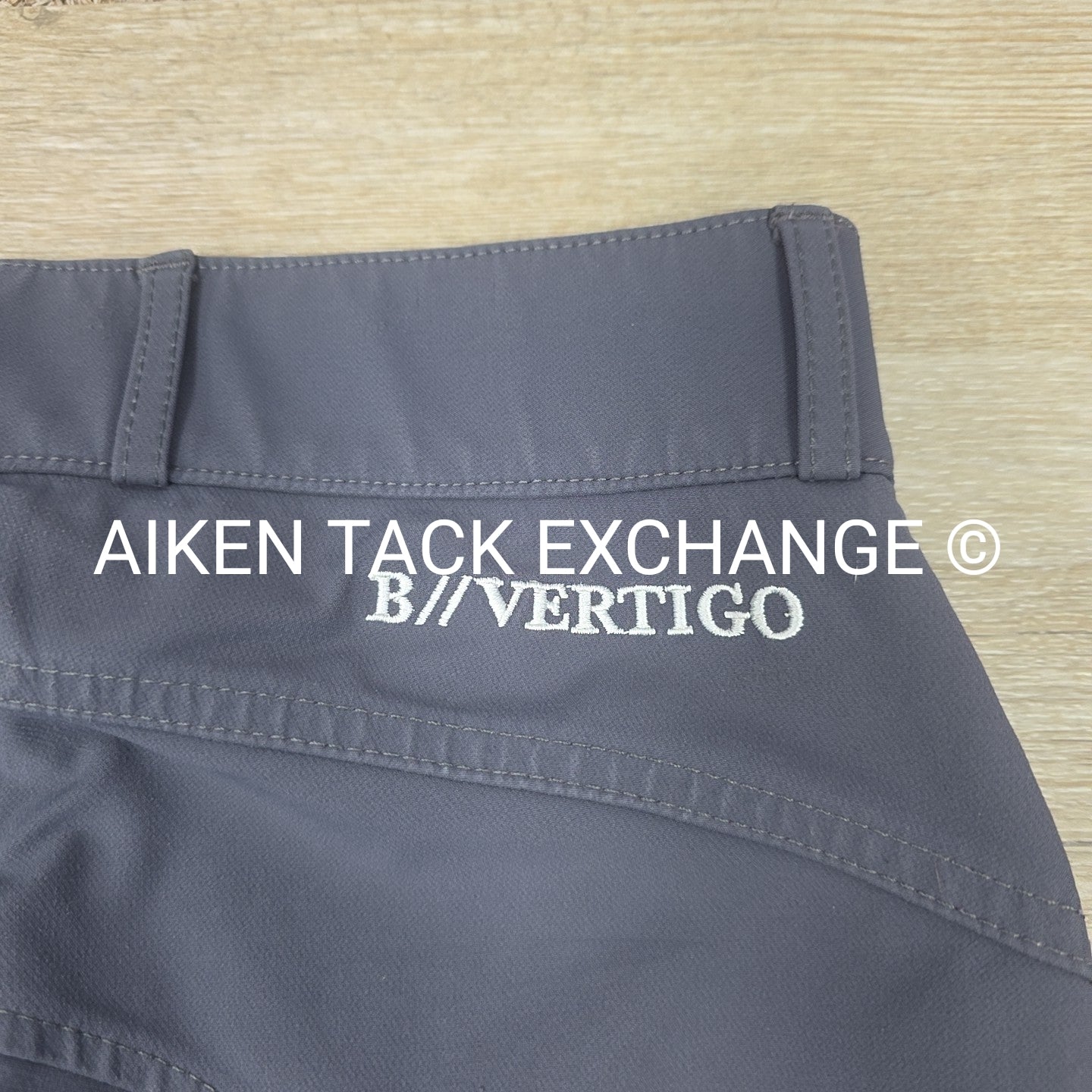 BARGAIN BUNDLE: B Vertigo Silicone Extended Leg Breeches, 24 & Kerrits Knee Patc