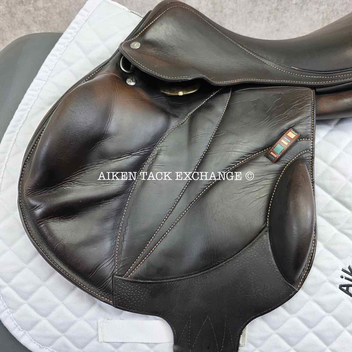 2018 Voltaire Lexington Monoflap Jump Saddle, 17" Seat, 0A Flap, Medium Wide Tree, PRO Panels, Full Buffalo Leather