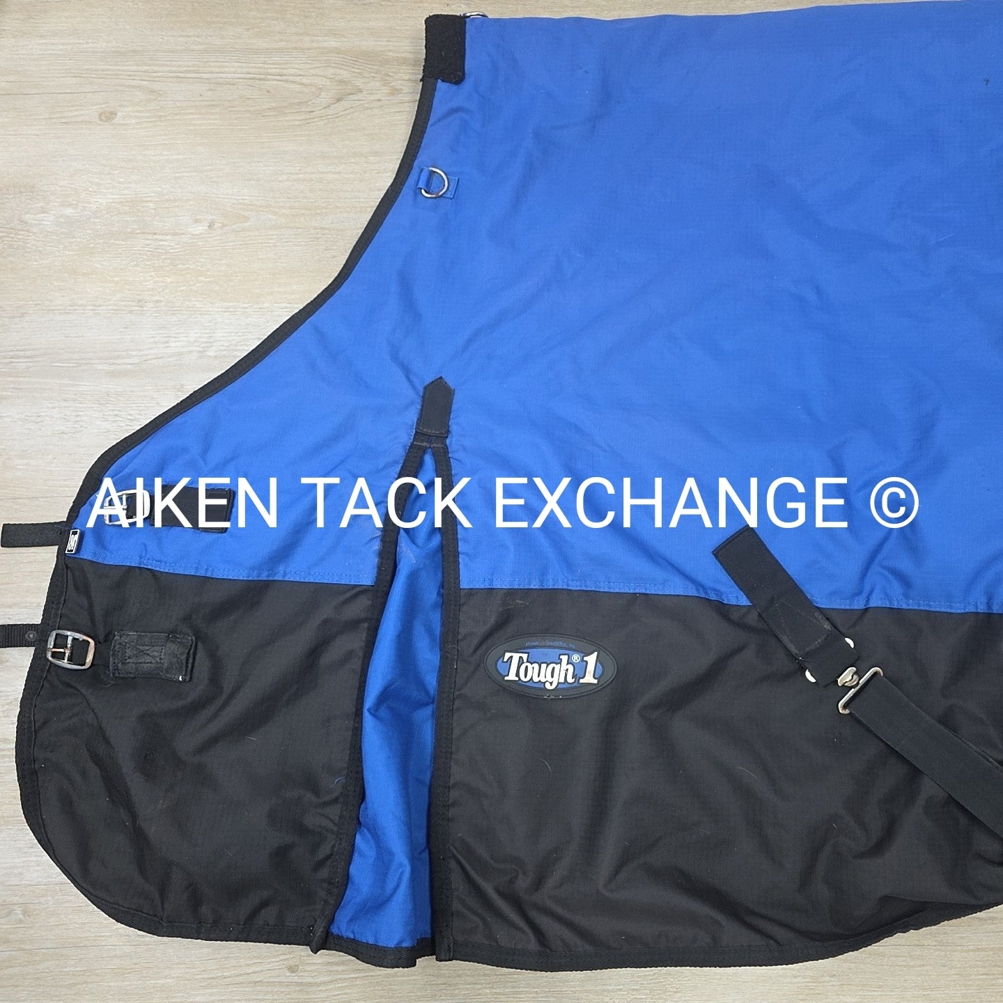 Tough 1 Medium Weight Turnout Blanket, 84"