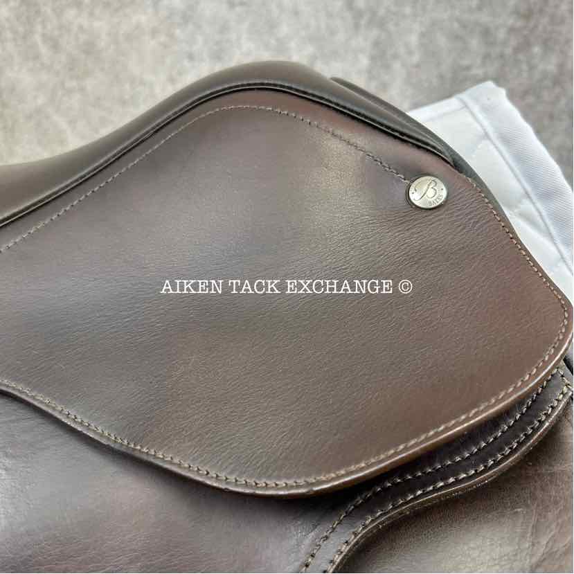 **SOLD** 2020 Bates VSD All Purpose Saddle with HART, 17.5" Seat, Adjustable Tree - Changeable Gullet, CAIR Panels