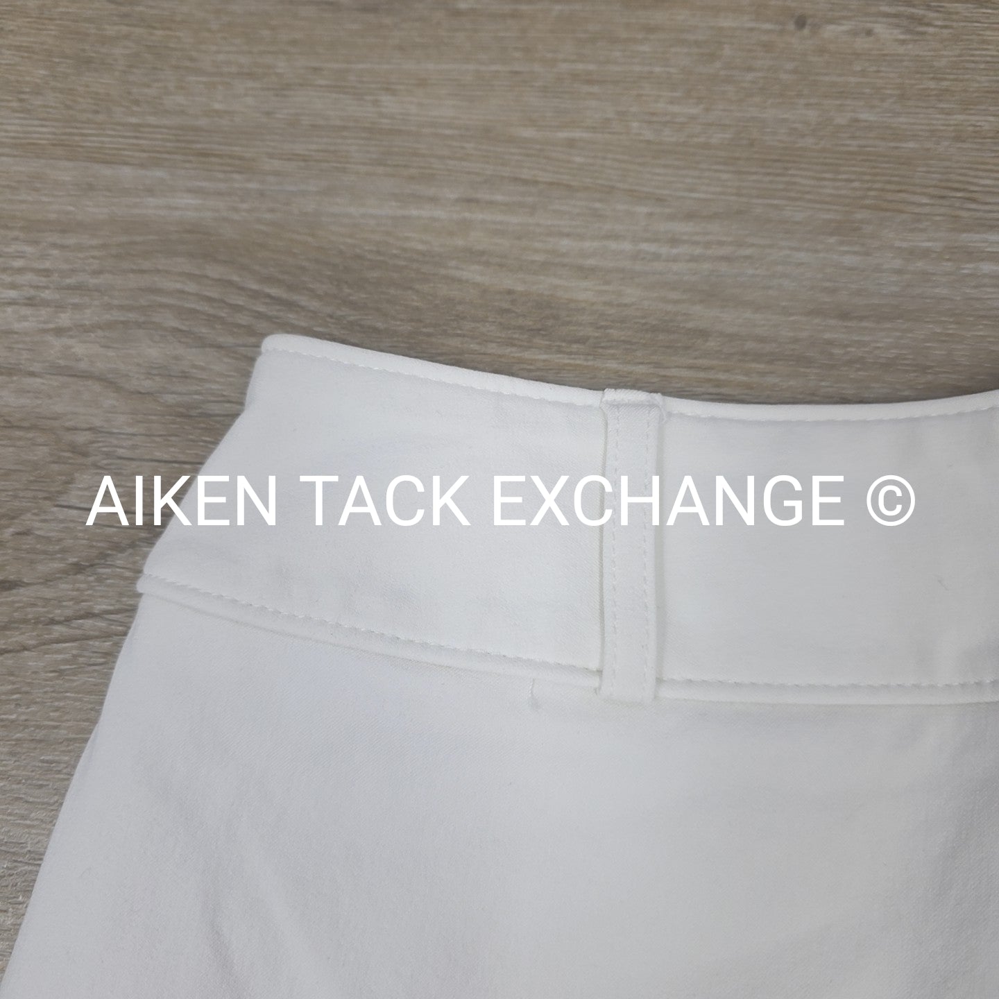 Tailored Sportsman Trophy Hunter Knee Patch Breeches, Size 32