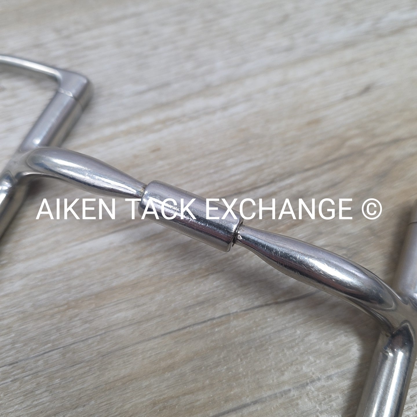 Myler English Dee without Hooks and Comfort Snaffle Wide Barrel MB 02 5"