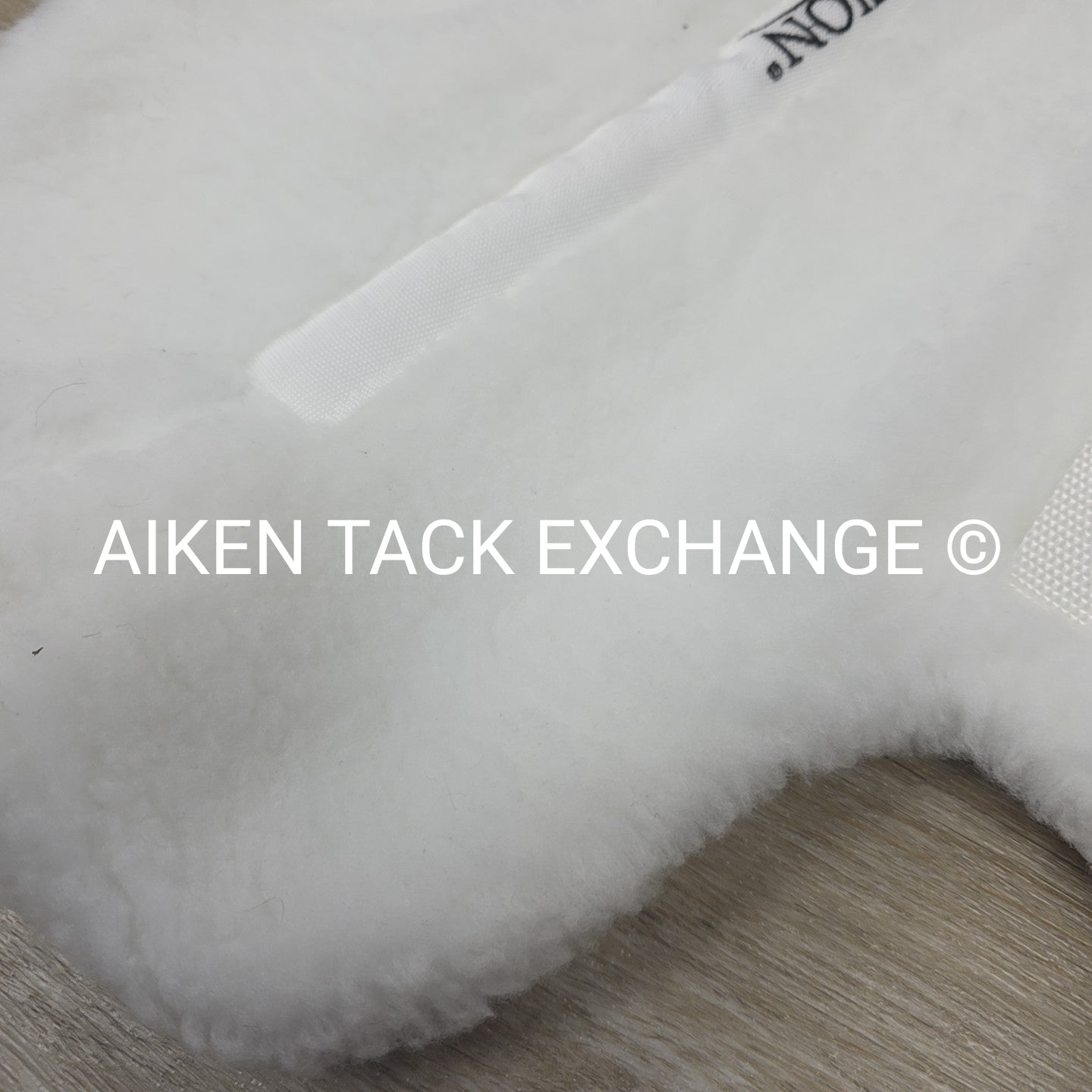 Ovation Fleece Hunter Saddle Pad with Quilted Lining