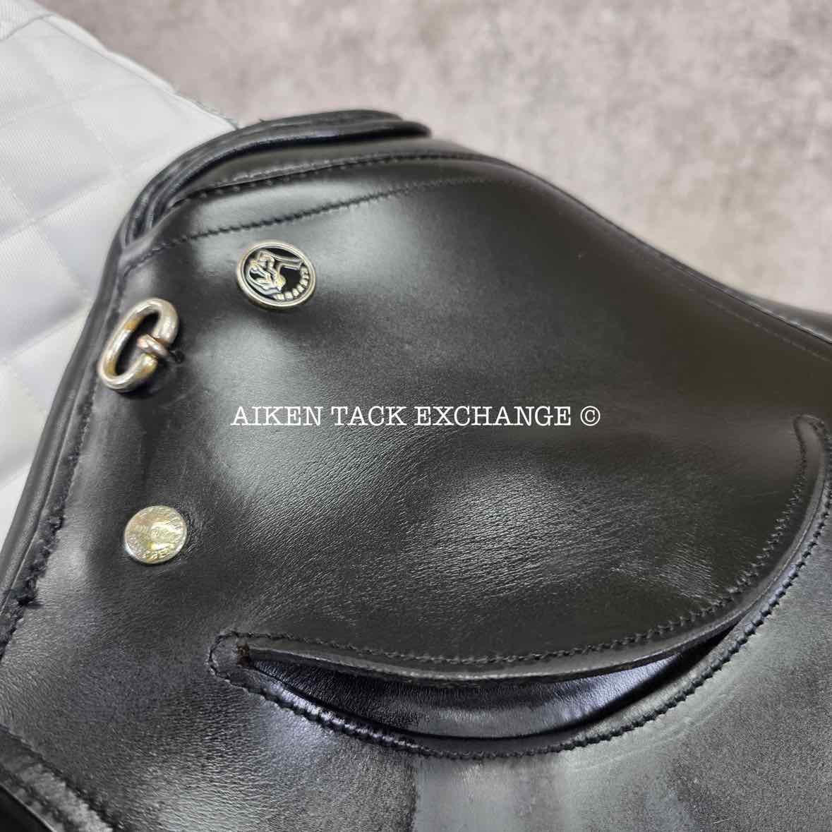 2000 Kieffer Action Dressage Saddle, 17" Seat, Medium Tree, Wool Flocked Panels