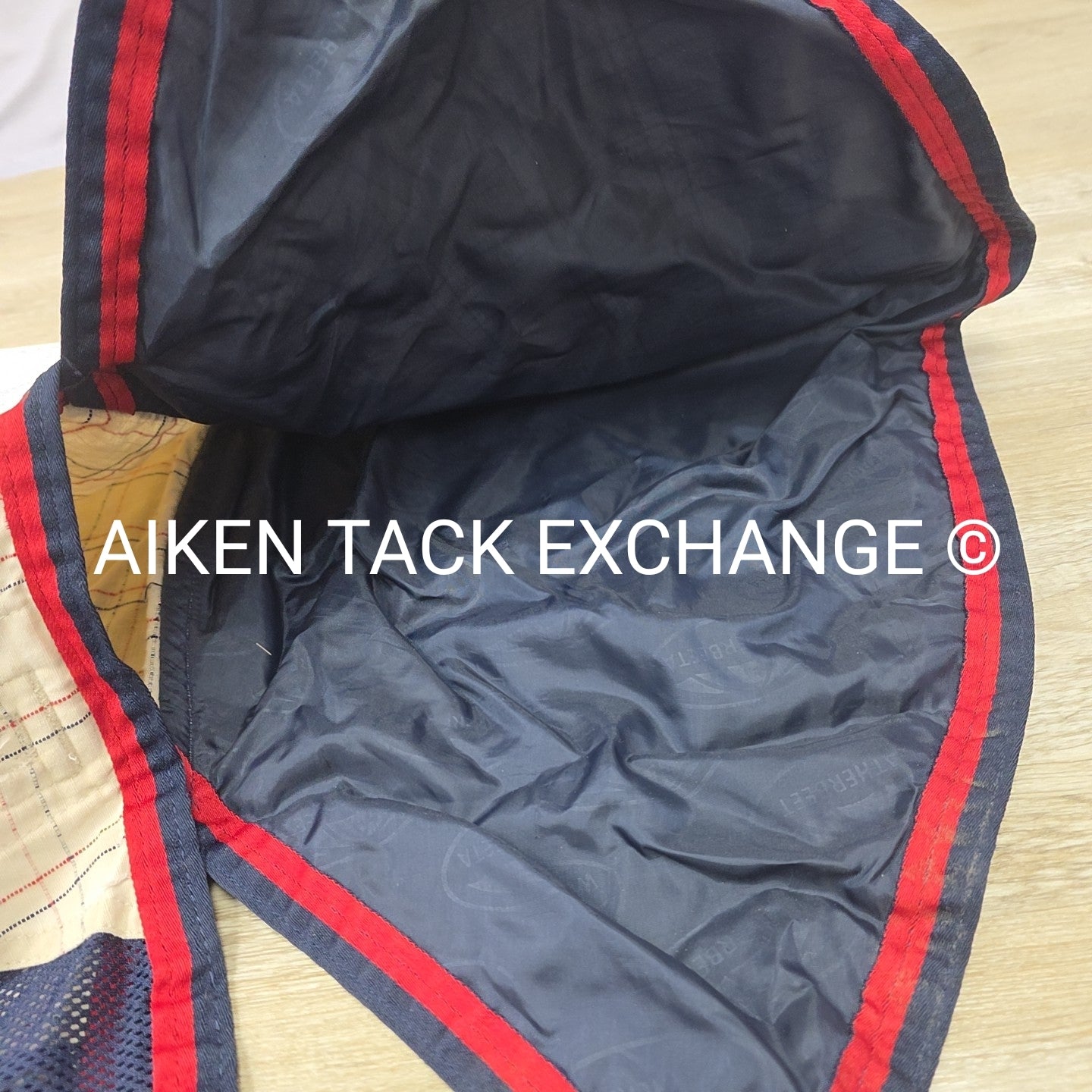 Weatherbeeta Breeze with Surcingle Combo Neck, 85"