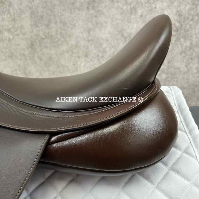 **SOLD** 2020 Bates VSD All Purpose Saddle with HART, 17.5" Seat, Adjustable Tree - Changeable Gullet, CAIR Panels