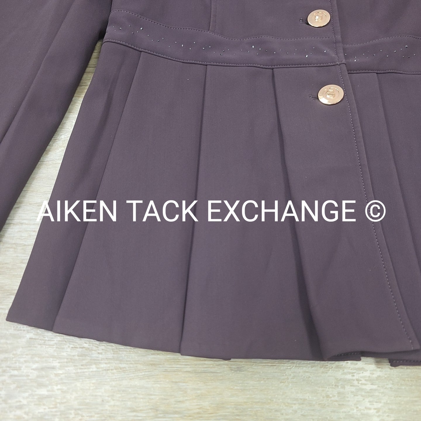 Samshield Nina Show Coat, Size US 8