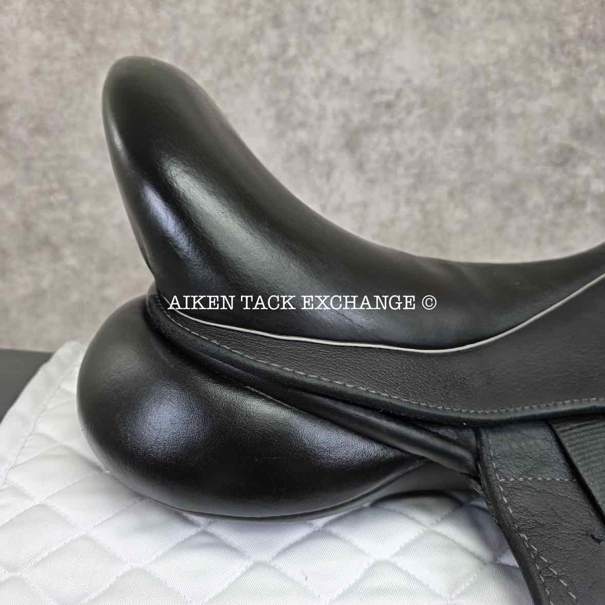 2012 Custom Saddlery Icon Star Monoflap Dressage Saddle, 17.5" Seat, Adjustable Tree, Wool Flocked Panels