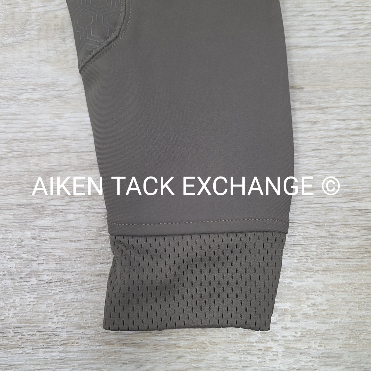 Ariat Tri-Factor Silicone Grip Full Seat Breeches, Size 30 R