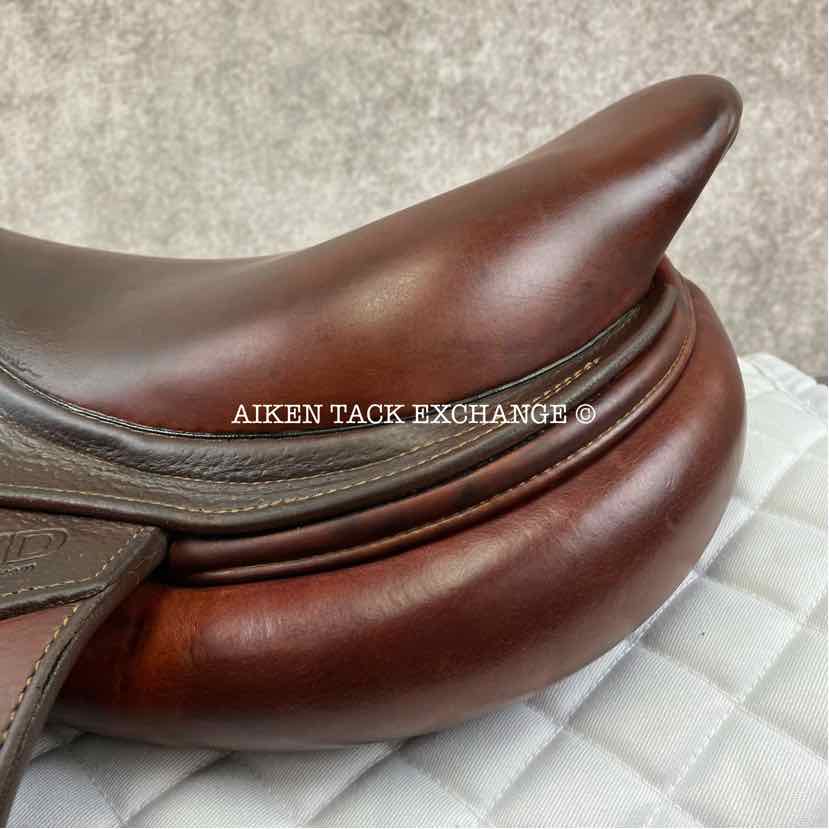 **SOLD** 2011 CWD SE15 Monoflap Jump Saddle, 16" Seat, 1A Flap, Medium Tree, Foam Panels