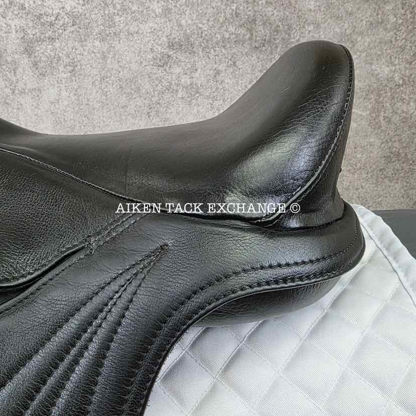 Heather Moffett Enlightened Equitation HM Vogue Dressage Saddle, 17" Seat - SoftTree