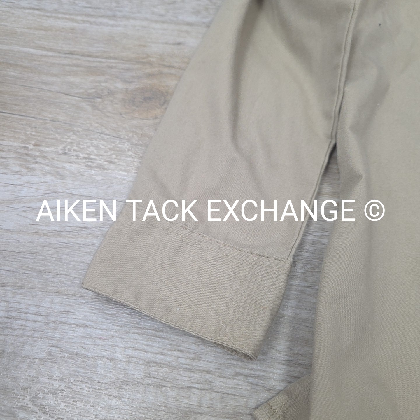 Aiken Hounds Long Sleeve Button Down Top, Size Medium