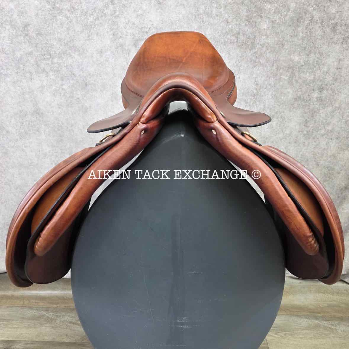 2007 Circuit by Dover Saddlery Close Contact Jump Saddle, 18" Seat, Medium Wide Tree, Foam Panels