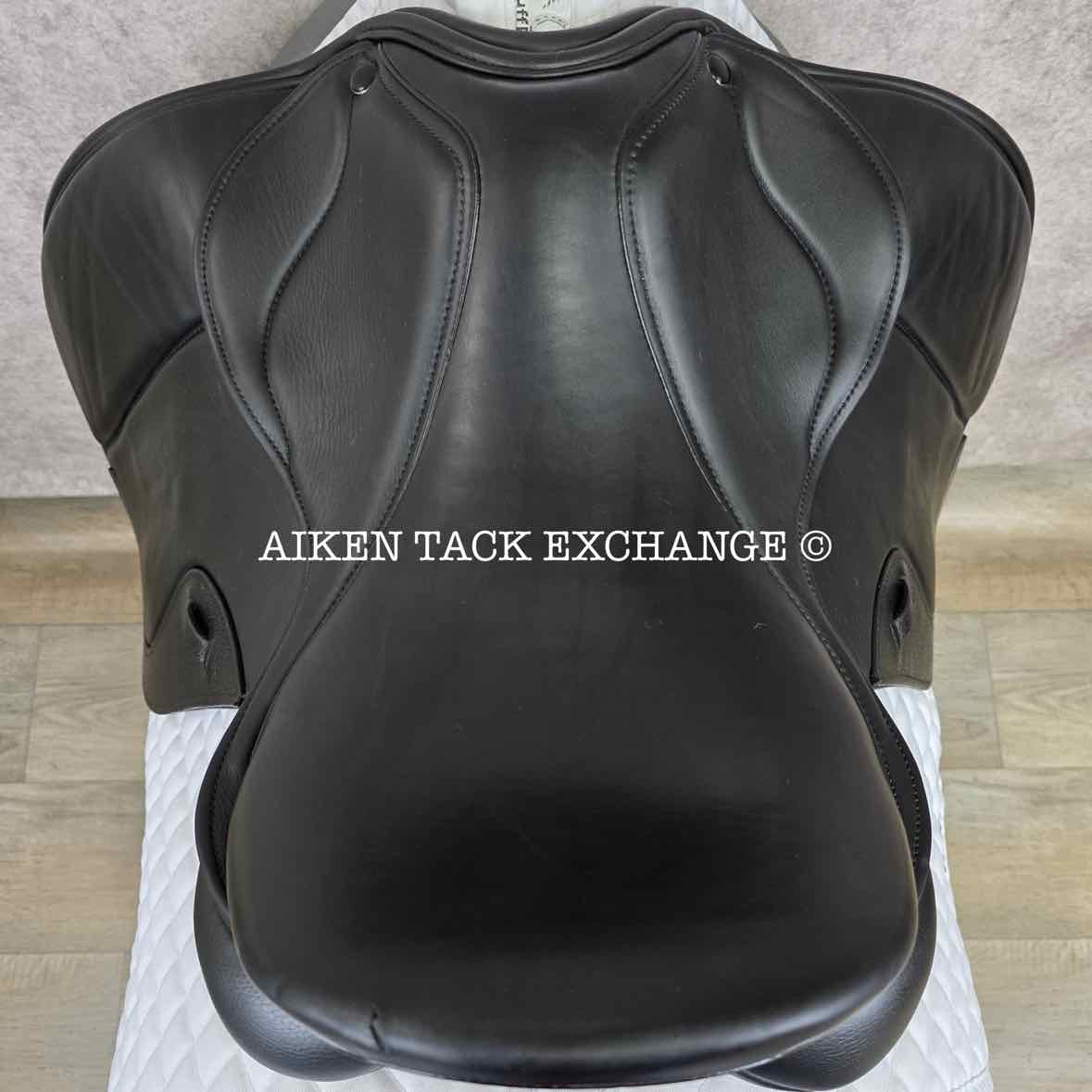**SOLD** Gullikson Jerger-Genser Dressage Saddle, 17.5" Seat, Extra Short Flap, Wide Tree, Wool Flocked Panels