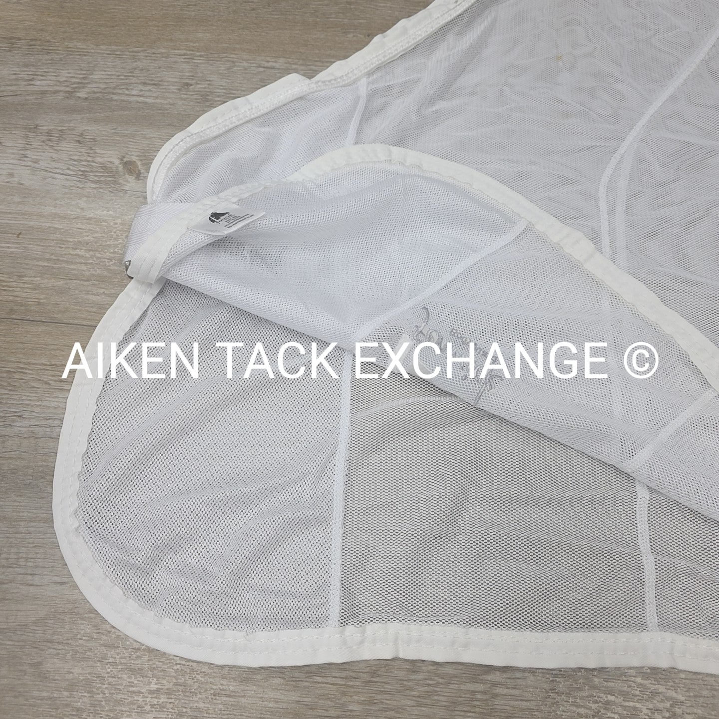 Fenwick Equestrian BodyGuard Mesh Cooler, White (has some marks) 60"