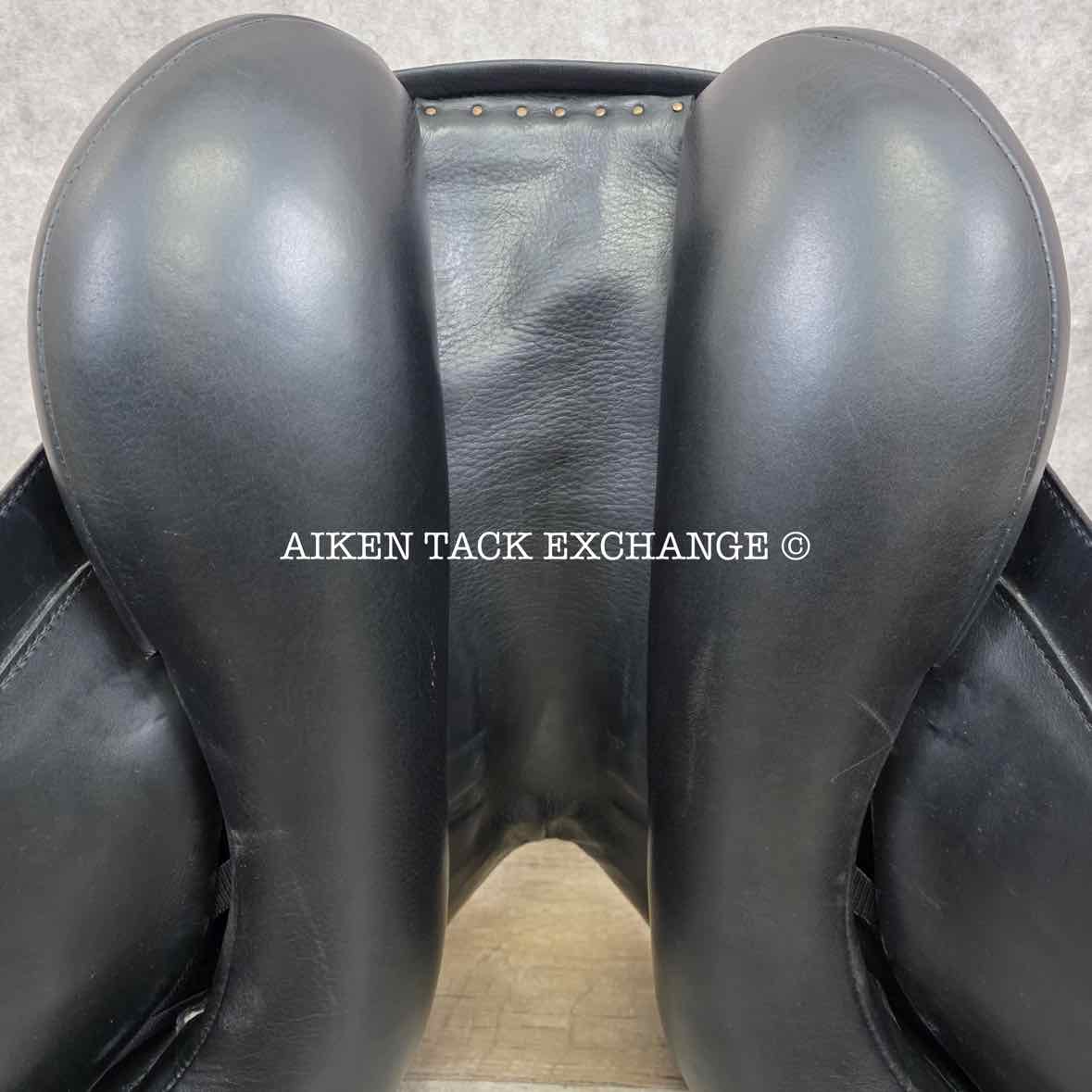 2005 DK Freedom Monoflap Dressage Saddle, 16.5" Seat, Short Flap, Extra Wide Tree, Wool Flocked Panels