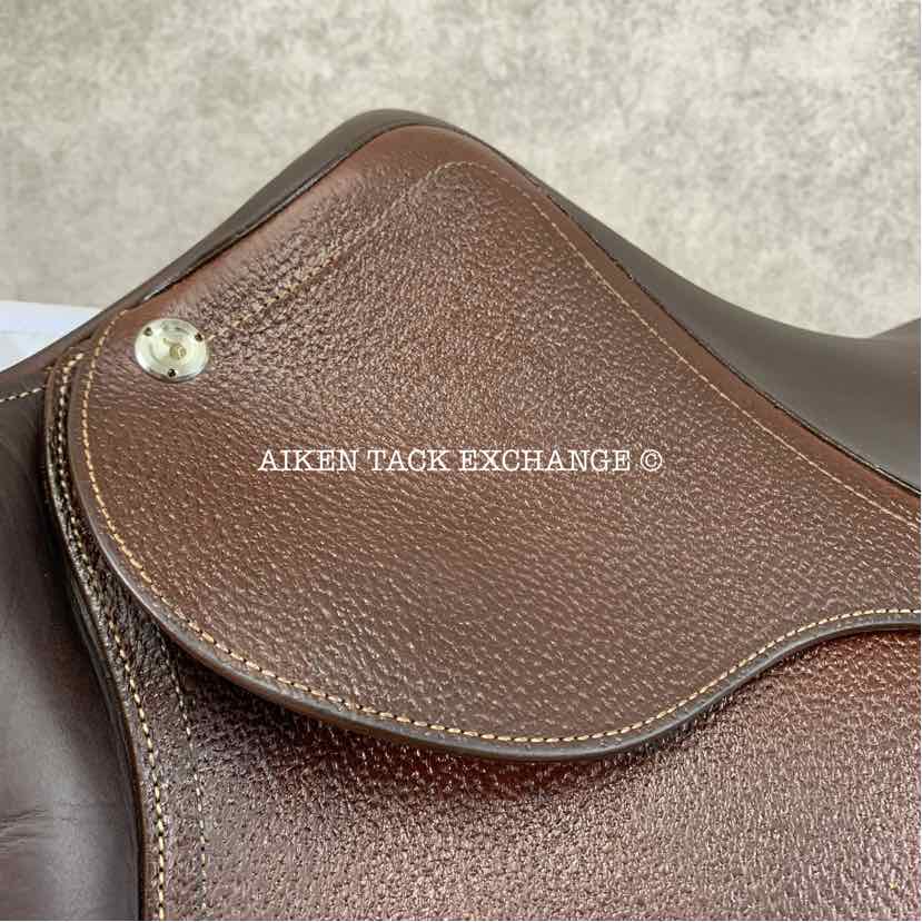 2022 CWD SE01 Close Contact Jump Saddle, 17.5" Seat, 3L Flap, Medium Tree, Foam Panels