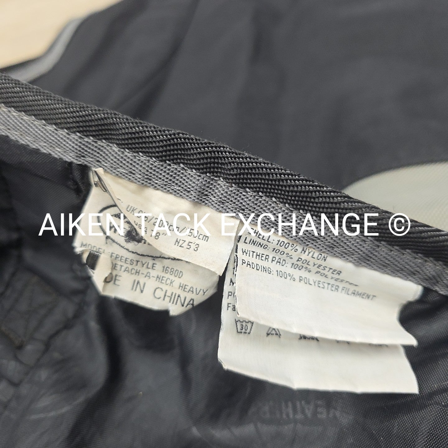 Weatherbeeta Freestyle Detach-a-Neck Heavy Weight Turnout Blanket, 78"