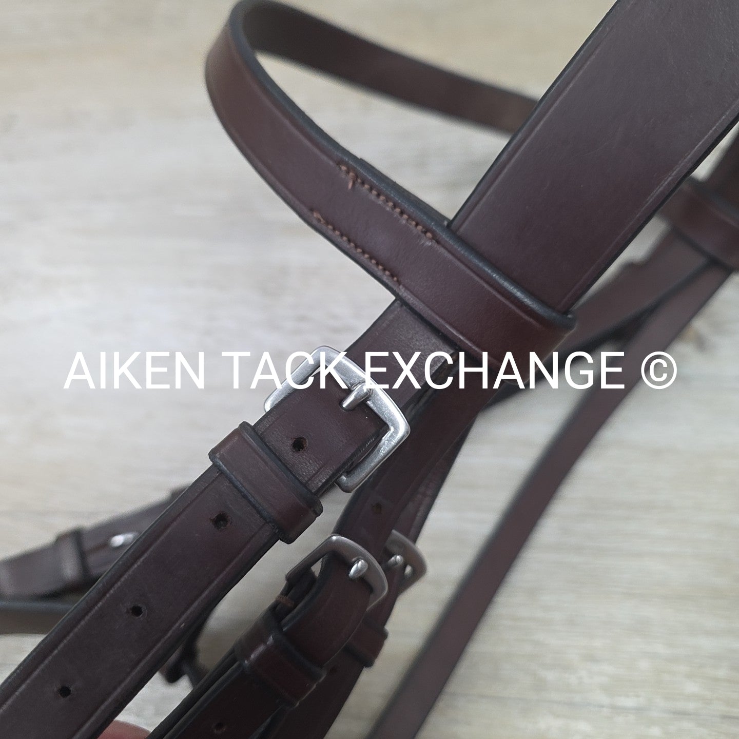 KL Select Foxwell Flat Hunt Bridle with Matching Laced Reins, Brown, Size Full